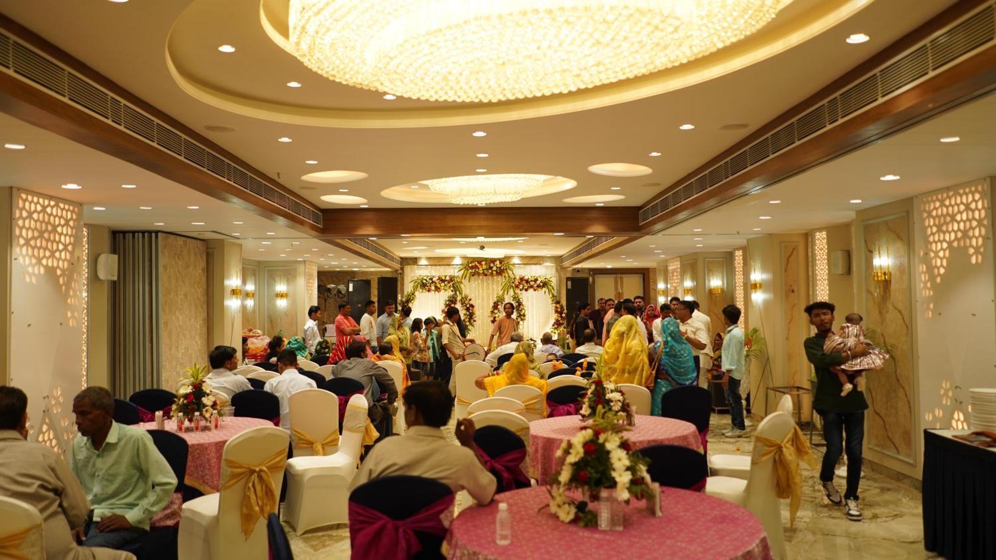 Hotel Silver Pearl Alīgarh Εξωτερικό φωτογραφία