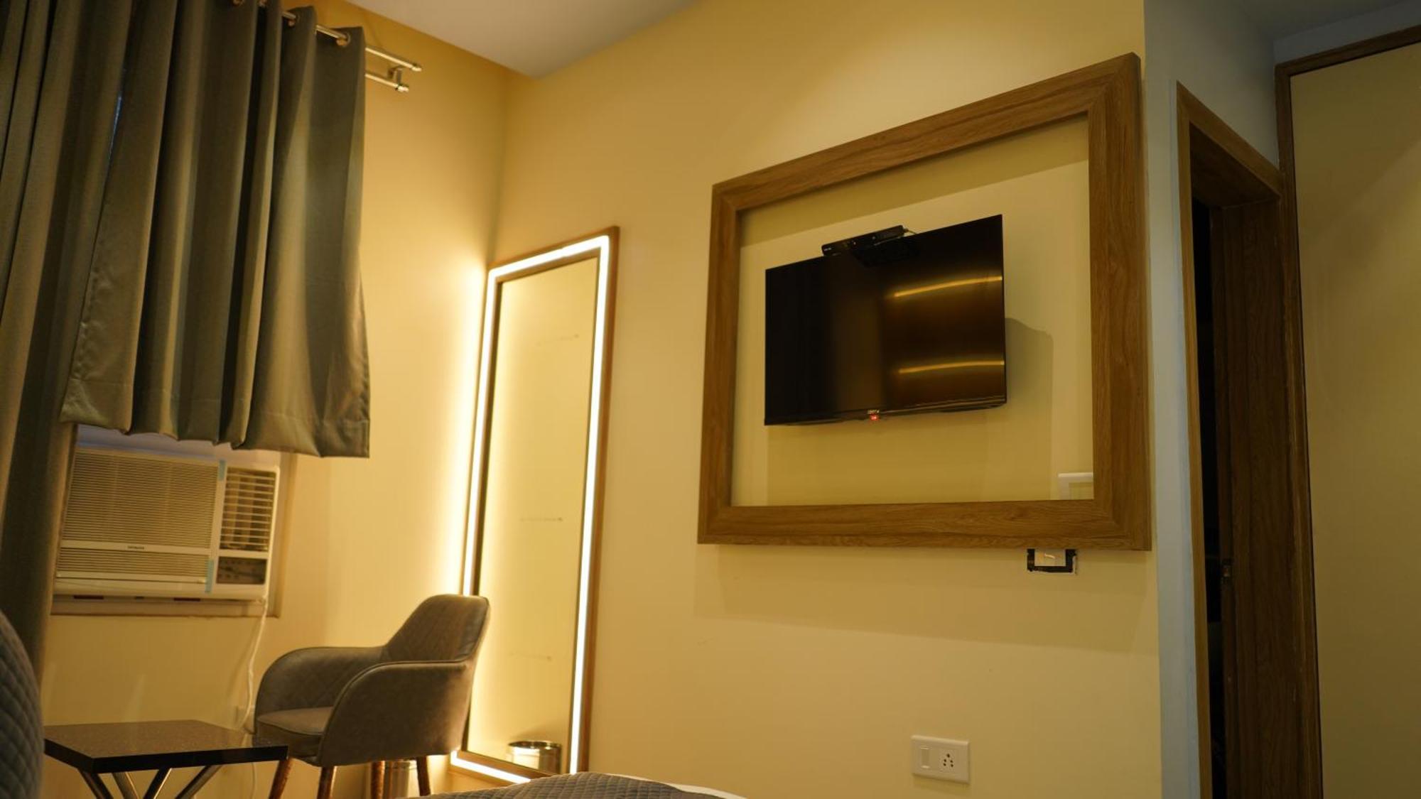 Hotel Silver Pearl Alīgarh Εξωτερικό φωτογραφία